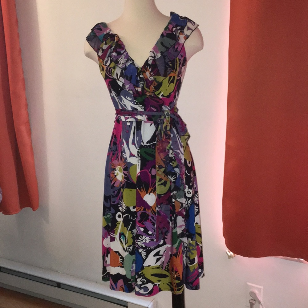 Pattern wrap dress